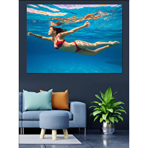 Denizde Yüzen Kadın Dekoratif Kanvas - Mdf Ahşap Tablo 70x100 cm