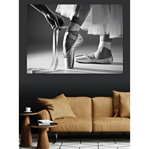 Balerin Ayakkabısını Bağlıyor Dekoratif Kanvas - Mdf Ahşap Tablo 25x35 cm