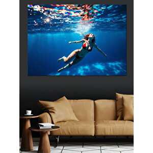 Suda Yüzen Kadın Dekoratif Kanvas - Mdf Ahşap Tablo 100x140 cm