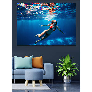 Suda Yüzen Kadın Dekoratif Kanvas - Mdf Ahşap Tablo