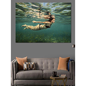 Suda Yüzen Kadın Dekoratif Kanvas - Mdf Ahşap Tablo 100x140 cm