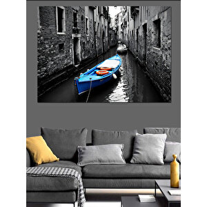 Kanallı Sokakta Mavi Sandal Dekoratif Kanvas - Mdf Ahşap Tablo 100x140 cm