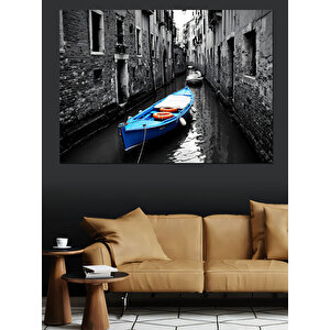 Kanallı Sokakta Mavi Sandal Dekoratif Kanvas - Mdf Ahşap Tablo 100x140 cm
