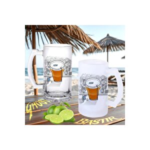 Bira Havuzu Buzlu Ya Da Buzsuz Bira Bardağı