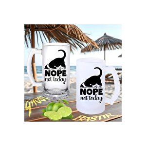 Kedili Buzlu Ya Da Buzsuz Bira Bardağı