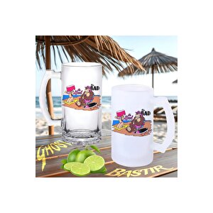 Güzel Ve Çirkin Buzlu Ya Da Buzsuz Bira Bardağı