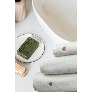 3 Parça Kalp Nakışlı Banyo Havlusu Takımı %100 Pamuklu Lovely Set Gülkurusu