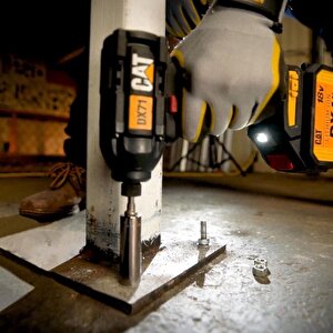Cat Dx12k.2 18volt/4.0ah Li-ion Çift Akülü Kömürsüz Profesyonel Şarjlı Darbeli Matkap + Dx71.2 Kömürsüz Darbeli Tornavida Kombo Se