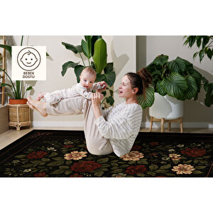 Siyah Zemin Kırmızı Çiçekli Halı – Retro Şıklık | Kaymaz Taban, Yıkanabilir, Bebek Dostu