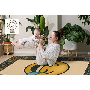 Emoji Desenli Retro Halı – Gülme İfadesi, Kaymaz Taban, Yıkanabilir, Bebek Dostu