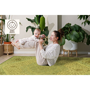 Yeşil Klasik Desenli Halı – Avangart Tarz | Kaymaz Taban, Yıkanabilir, Bebek Dostu