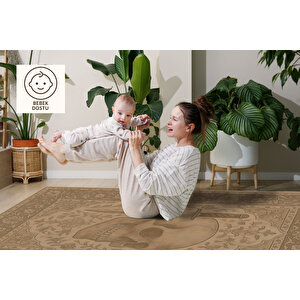 Kuru Kafa & Hançer Desenli Halı – Gotik Tarz | Kaymaz Taban, Yıkanabilir, Evcil Dostu