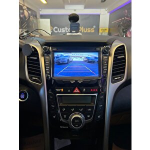 Hyundai̇ İ30 Uyumlu 2 Gb Ram 32 Gb Dahi̇li̇ Hafiza 7 İnç Tuşlu Model Multi̇medya Kablosuz Geri̇ Görüş Kamerali