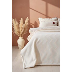 Royal Jakarlı Raşel Zig Zag İskandinav Tek Kişilik Punch Yatak Örtüsü