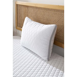 Luma Kapitone Klimalı Yastık