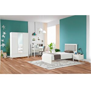 Aqua Mi̇di̇ Genç Takimi