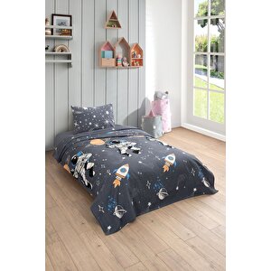 Gofret Detaylı Astronot Baskılı Çocuk-genç Odası Tek Kişilik Pike 160x230 Cm (1 Adet Yastık Kılıflı)