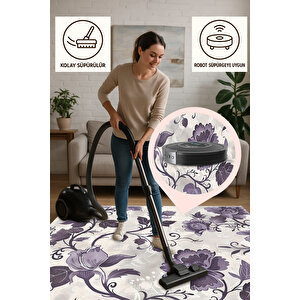 Mor Ve Lila Çiçek Desenli Halı – Krem Zeminli – Makinede Yıkanabilir, Tüy Tutmaz, Pamuk Dokuma Tabanlı