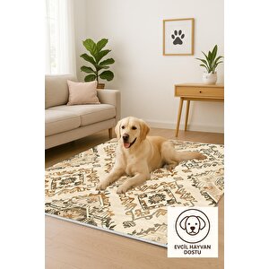 Bej Zemin Üzerinde Etnik Motifli Halı – Sıcak Tonlarda Geleneksel Dokuma Görünümü