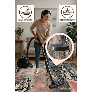 Soyut Desenli Halı – Pembe, Siyah Ve Krem – Modern Renk Geçişleriyle Şık Görünüm, Makinede Yıkanabilir, Kaymaz Taban, Pamuk Dokuma Taban