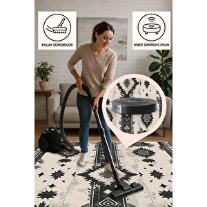 Kilim Desenli Halı – Siyah Ve Krem – Geleneksel Anadolu Motifleri, Makinede Yıkanabilir, Kaymaz Ve İnce Tabanlı