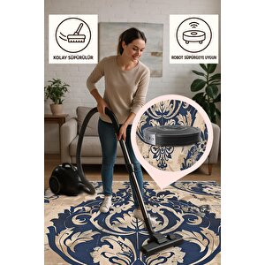 Klasik Damask Desenli Halı – Lacivert Ve Bej – Zamansız Şıklık, Yıkanabilir, Kaymaz Taban, İnce Ve Katlanabilir Tasarım