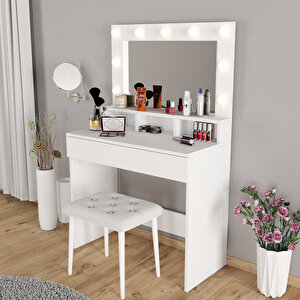 Li̇ght Makyaj Masasi Tabureli̇ Takim