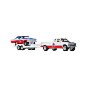 Hot Wheels Car Culture Team Transport 63 Chevy Nova & 88 Chevy Silverado 3500 Diecast Car Hrv42