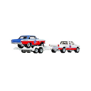 Hot Wheels Car Culture Team Transport 63 Chevy Nova & 88 Chevy Silverado 3500 Diecast Car Hrv42