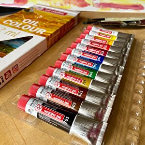 Talens 12 Renk Yağlı Boya 1 Paket Art Creation Oil Colour 12x12ml Yağlı Boya Seti Canlı Renkler Tuval Resim