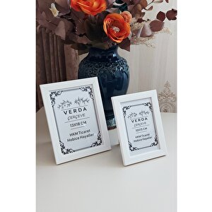 2 Li Çerçeve 10x15 Cm Ve 13x18 Cm Fotoğraf Çerçevesi! Ahşap Ayaklı Pvc Camlı Dekoratif Çerçeve! Beyaz Renk!
