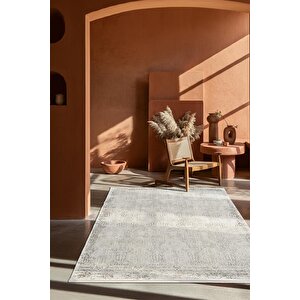 Zenith Zn027w Krem Modern Klasik Desen Parlak Yumuşak Kadife İnce Kaymaz Tabanlı Halı 100x200 cm