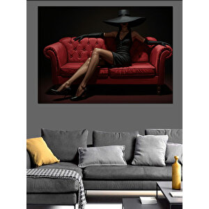 Kırmızı Koltukta Şapkalı Kadın Dekoratif Kanvas - Mdf Ahşap Tablo 70x100 cm
