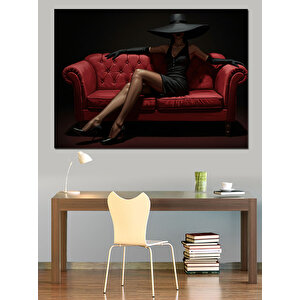 Kırmızı Koltukta Şapkalı Kadın Dekoratif Kanvas - Mdf Ahşap Tablo 50x70 cm