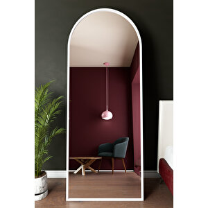 Metal Çerçeveli Influencer Ve Ayaklı Boy Aynası 180x70 Cm Beyaz