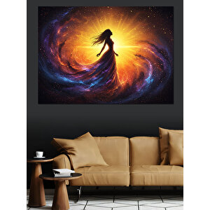 Galaksinin İçinde Yalnız Kadın Dekoratif Kanvas - Mdf Ahşap Tablo 100x140 cm