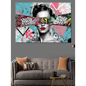 Grafiti Arka Planlı Genç Kadın Dekoratif Kanvas - Mdf Ahşap Tablo 50x70 cm