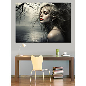 Sisli Ormanda Gri Kadın Dekoratif Kanvas - Mdf Ahşap Tablo 35x50 cm