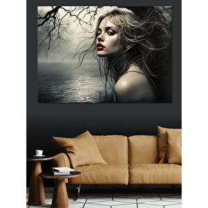 Sisli Ormanda Gri Kadın Dekoratif Kanvas - Mdf Ahşap Tablo