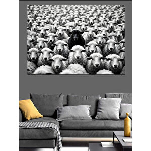 Sürünün Ortasında Siyah Dekoratif Kanvas - Mdf Ahşap Tablo