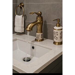 Anti̇k Pi̇ri̇nç Desenli̇ Lavabo Bataryasi- Serami̇k Detayli- Su Tasarruflu Musluk