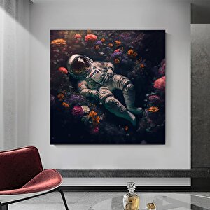 Çiçek Tarlasındaki Astronot Kanvas; Astronot Baskısı