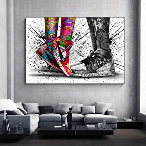 Spor Ayakkabılı Çift Kanvas Duvar Sanatı; Aşk Çifti Grafiti Poster Baskı; Grafiti Dekor; (kanvas Asm