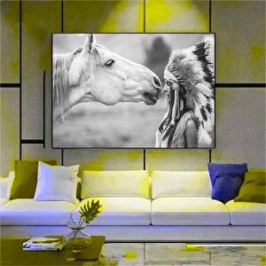 Yemek Odası Kanvası – Siyah Beyaz At Figürü (tekrar)
