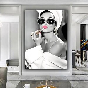 Audrey Hepburn Kanvas Tablo | Moda Duvar Sanatı | Pembe Dudak Baskısı