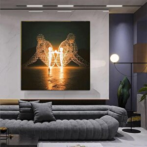 Burning Man Festivalinde Sırt Sırta Veren İki Kişi Tablosu, İçsel Çocuk Temalı Modern Sanat