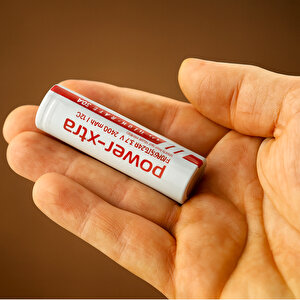 Kırmızı Gri Şarjlı Batarya Pil 3.6v 2400mah Li-ion Uzun Ömürlü Yüksek Kapasite Şarj Edilir Px18650