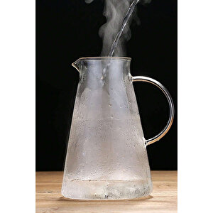 Isıya Dayanıklı Borosilikat Cam Sürahi 1800ml Metal Süzgeçli Kapaklı, Şeffaf, Hafif Ve Dayanıklı