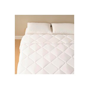 %100 Microfiber King Size Yorgan Beyaz (235x215 Cm) Beyaz