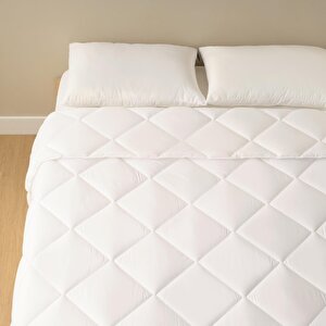 %100 Microfiber Çift Kişilik Yorgan Beyaz (195x215 Cm) Beyaz